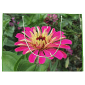 ZINNIA - Vibrant roze en crème - Groot Cadeauzakje (Achterkant)