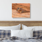 Zion Chipmunk op Red Rocks Canvas Afdruk (Insitu (Slaapkamer))