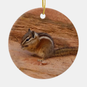Zion Chipmunk op Red Rocks Keramisch Ornament