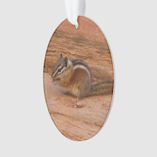 Zion Chipmunk op Red Rocks Ornament (voorkant)
