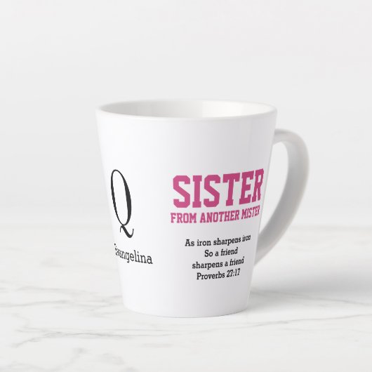 ZISTER VAN EEN ANDER MISTER Monogram Latte Mok (Rechterhoek)