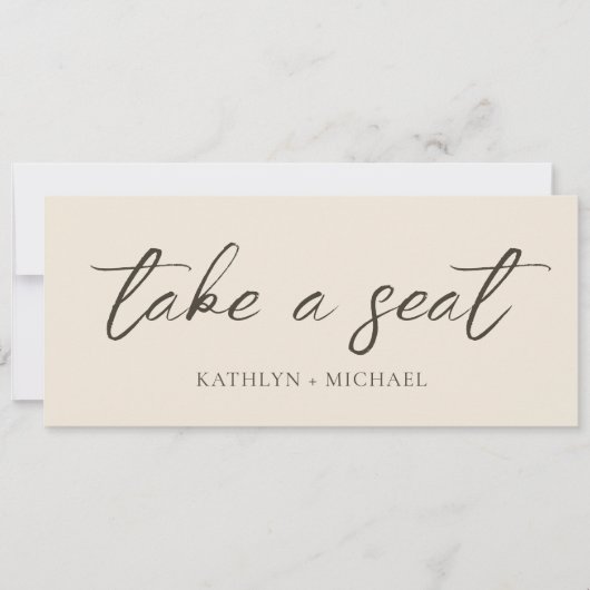 Zitplaatsenkaartkop Beige Modern Script Kaart (Voorkant)