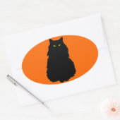 Zittend Zwart Kat Silhouet op Sinaasappel Ovale Sticker (Envelop)