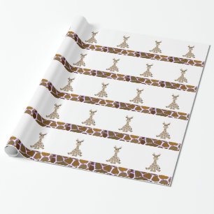 Zittende giraffe met giraffe vachtprint cadeaupapier