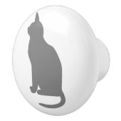 Zittende grijze kat naar links gericht keramische knop (Rechts)