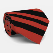 Zittende Kraai, rood Stropdas (Opgerold)