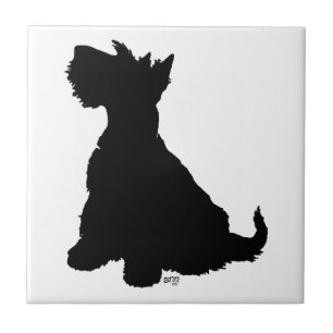 Zittende Scottie-hond Tegeltje