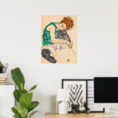 Zittende Vrouw met Gebogen Knie door Egon Schiele Poster (Thuiskantoor)