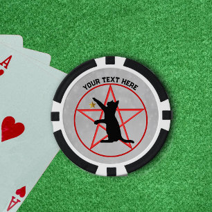 Zittende zwarte kat op rood pentagram in Circle Gr Poker Chips