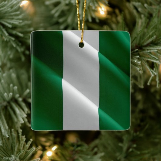 zNG002 NIGERIA, Zwaaiende Vlag, Afrika, Keramisch Ornament (Boom)