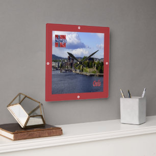 zNO004 OSLO, Noorwegen, Europa, Vierkante Klok