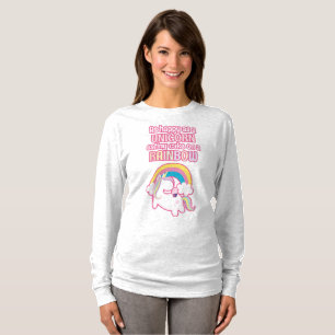 Zo blij als een eenhoorn taart op een regenboog t-shirt