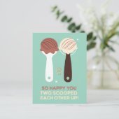 Zo blij dat jullie twee elkaar ijs hebben geschept briefkaart (Staand voorkant)