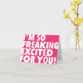 Zo opgewonden roze felicitatiekaart kaart (Gele Bloem)