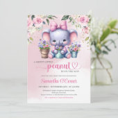 Zo schattig olifant kleine pinda pastel roze bloem kaart (Staand voorkant)