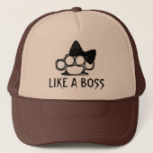 ZOALS EEN BOSS-KnuckleBow Trucker Pet (Voorkant)