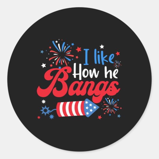 Zoals hoe ze vuurwerk ontploft grappig koppel 4th ronde sticker (Voorkant)