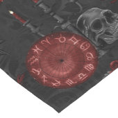 Zodiac Magic Crimson | Henna Red Gothic Skull Roos Korte Tafelloper (Hoek)