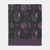 Zodiac Magic | Donker Paarse Plum Gothic Skull Roz Fleece Deken (Voorkant)