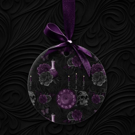 Zodiac Magic | Donker Paarse Plum Gothic Skull Roz Keramisch Ornament