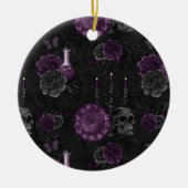 Zodiac Magic | Donker Paarse Plum Gothic Skull Roz Keramisch Ornament (Voorkant)