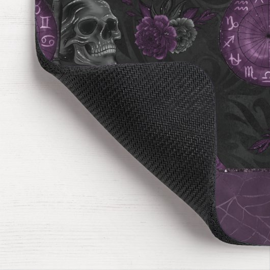 Zodiac Magic | Donker Paarse Plum Gothic Skull Roz Muismat (Hoek)