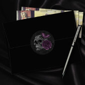 Zodiac Magic | Donker Paarse Plum Gothic Skull Roz Ronde Sticker