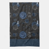 Zodiac Magic | Donkermarineblauw gotische schedel  Theedoek (Verticaal)