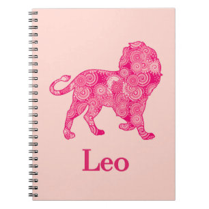 Zodiac teken voor Leo in een rood fractal patroon Notitieboek