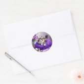 Zoe Kitty Kat in Bal van Paarse Draad Ronde Sticker (Envelop)