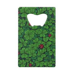 Zoek de gelukkige klaver creditkaart flessenopener