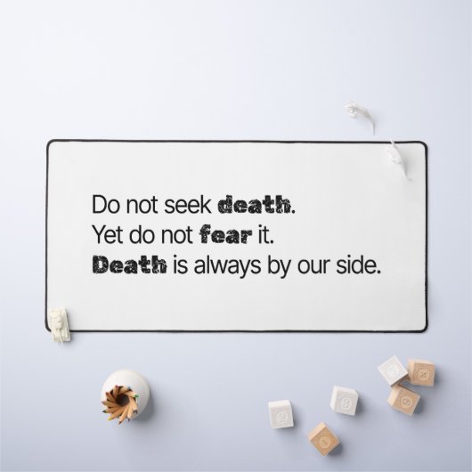 Zoek geen Death Desk Mat (Kindertafel)