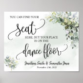 Zoek je zitje voor bruiloft met eucalyptusbord poster (Voorkant)