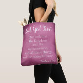 Zoek naar God Eerste Paarse Parchment Tote Bag (Dichtbij)