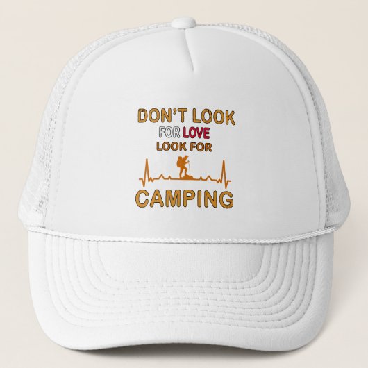 Zoek niet naar liefde kijk voor Camping grappig ka Trucker Pet (Voorkant)