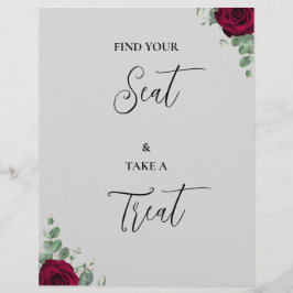 Zoek uw stoel en neem een traktatie rode roos wiet