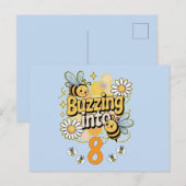 Zoemend Naar Aangepaste Naam en Leeftijd Cute Bij  Briefkaart (Voorkant / Achterkant)