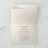 Zoenend bruidspaar in monochrome (Binnen)