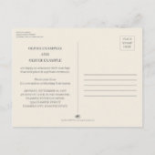 Zoenend bruidspaar in monochrome aankondigingskaart (Achterkant)