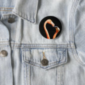 Zoenende flamingo's ronde button 5,7 cm (In situ)