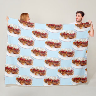 Zoet brood met aardbeien en room fleece deken