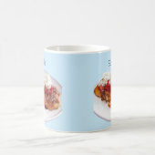 Zoet brood met aardbeien en room koffiemok (Center)