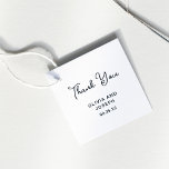 Zoet en grillig | Bruiloft dank u Bedankjes Labels<br><div class="desc">Deze eenvoudige en stijlvolle,  zwart-witte bruiloft gunst labels zijn voorzien van grillige,   stijl script typografie die zegt "dank je." Een elegante,  klassieke minimalistische look die nog steeds uniek en eigentijds is.</div>