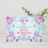 Zoet om zes candyland verjaardagsuitnodiging. inv kaart (Staand voorkant)