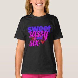 Zoet Sassy en Zes 6de Verjaardag Meisje Roze en Pu T-shirt