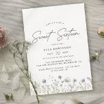 Zoet Zestien Luchtig Blauw Wildbloemen 16e Verjaar Kaart<br><div class="desc">en elegante Sweet 16 uitnodigingen met waterverf illustraties van wilde bloemen. Blauwe bloemen op een luchtige witte achtergrond. De keerzijde is ijsblauw met een coördinatiepatroon.</div>