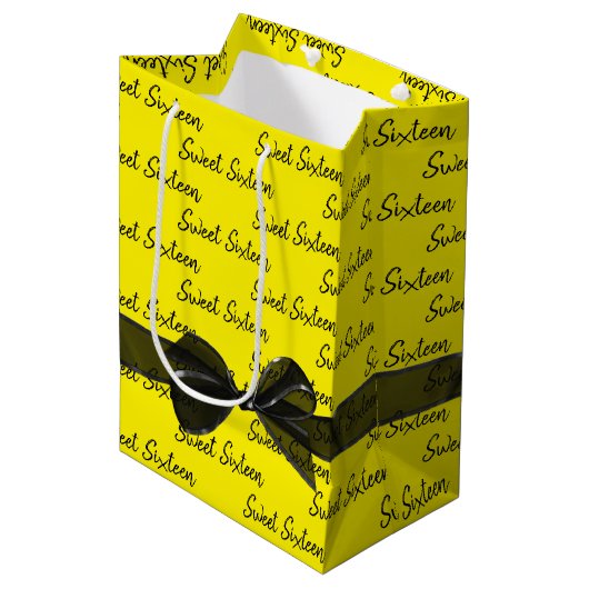 Zoete 16-jarige baard op geel medium cadeauzakje (Voorkant Gekanteld)