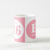 Zoete 16 monogram naam roze en wit koffiemok (Center)
