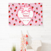 Zoete Aardbei Eerste Verjaardag Feestje Spandoek (Insitu)