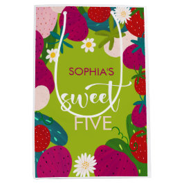 Zoete aardbei kinderen verjaardag medium cadeauzakje